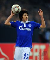 Fussball: Europa League, Saison 2011/2012, Viertelfinale Hinspiel: Atsuto Uchida (FC Schalke 04)