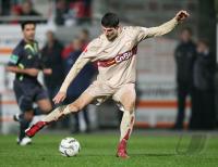 Fussball 1. Bundesliga: Stuttgart, GOMEZ Einzelaktion