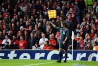 Fussball CHL  Halbfinale:  Schiedsrichterassistent Wezel (GER)