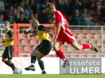 Fussball 2. Bundesliga: Oberhausen - Reutlingen, Zweikampf