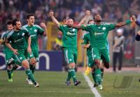 FUSSBALL  International CHL 09/10  : Djibril Cisse (Panathinaikos)