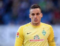 Fussball  1. Bundesliga  13/14: Torwart Raphael Wolf (SV Werder Bremen)