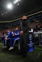 Fussball: Champions League, Saison 2010/2011: Schalke - Lissabon, MAGATH