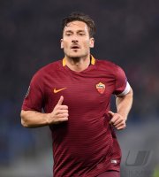 FUSSBALL EUROPA LEAGUE 16/17: AS Rom - Olympique Lyon