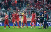 FUSSBALL INTERNATIONAL CHL HALBFINALE 12/13: SCHLUSSJUBEL FC Bayern Muenchen