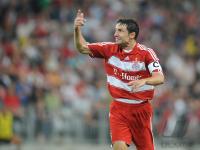 FUSSBALL Vorbereitungsspiel FC Bayern - van Bommel