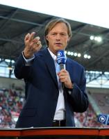 Fussball Supercup: Moderator Gerhard Delling