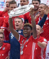 Fussball 1. Bundesliga Saison 15/16: Der FC Bayern feiert seine 26. Deutsche Meisterschaft