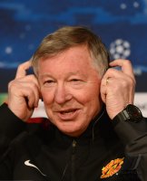 FUSSBALL INTERNATIONAL  CHL ACHTELFINALE 12/13: Trainer Sir Alex Ferguson (Manchester United FC)