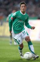 Fussball 1. Bundesliga: Bremen, OEZIL Einzelaktion