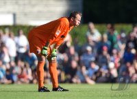 Fussball 1. Bundesliga Saison 15/16: Torwart Alexander Manninger (FC Augsburg)