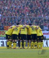 1. Fussball Bundesliga: Borussia Dortmund VERSCHWOERUNG vor dem Spiel