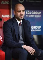 Fussball 1. Bundesliga Saison 14/15: Trainer Pep Guardiola (FC Bayern Muenchen)