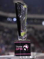 Fussball 1. Bundesliga: T Home Cup , FC Bayern Muenchen - HSV