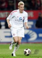 Fussball 1. Bundesliga: Koeln, LELL Einzelaktion am Ball