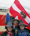 SKI   Weltcup  Kitzbhel Streif  Herren  Fans am Bahnhof kitzbhel