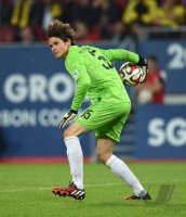 Fussball  1. Bundesliga  14/15: Torwart Marwin Hitz (FC Augsburg)