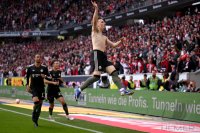 Fussball 1. Bundesliga  Saison  2025/2026  28. Spieltag SC Freiburg - FC Bayern Muenchen