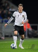 Fussball, International, Freundschaftsspiel: Deutschland, SCHWEINSTEIGER am Ball