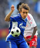 FUSSBALL 1. BUNDESLIGA: Schalke, RAFINHA Einzelaktion