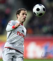 Fussball 1. Bundesliga: Hannover 96, CHERUNDOLO Einzelaktion