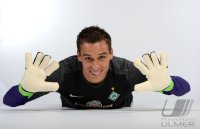 Fussball 1. Bundesliga, Saison 2012/2013, Werder Bremen: Raphael WOLF im exklusiven Pressefoto ULMER Fotoshooting
