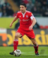 FUSSBALL, 1. BUNDESLIGA, 21. Spieltag: Bayern, VAN BOMMEL Einzelaktion