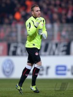 Fussball DFB Pokal Achtelfinale 13/14: Torwart Tobias Sippel (1. FC Kaiserslautern)