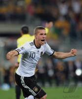 FUSSBALL WM 2010, VORRUNDE: JUBEL PODOLSKI (Deutschland)