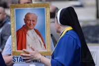 Heiligsprechung Papst Johannes Paul II und Papst Johannes XXIII