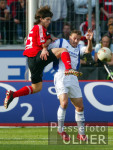 FUSSBALL 1. Bundesliga: Leverkusen - Schalke, Zweikampf