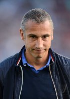 FUSSBALL International: Hendrik Larsson