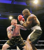 Boxen: Cruisergewicht  Intercontinental-Titelkampf des World Boxing Federation (WBF)