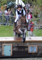 REITEN Olympia 2012: Michael Jung (Deutschland) mit Sam beim Gelaenderitt