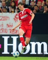 FUSSBALL, T-HOME CUP: Bayern, BOROWSKI Einzelaktion