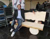 FUSBALL  Meistertrainer Klopp  (BVB Dortmund)  beim Empfang im Heimatort  Glatten