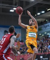 Basketball 1. Bundesliga 16/17 Hauptrunde: Walter Tigers Tuebingen - Brose Bamberg