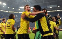 Fussball 1. Bundesliga : Kevin Grosskreutz, Lucas Barrios (v. li., Borussia Dortmund)