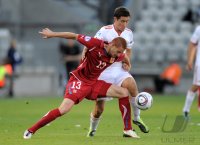 Fussball U21-Europameisterschaft 2011: Marcel Gecov (li, Tschechische Republik) gegen Ander Herrera (re, Spanien)