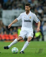 FUSSBALL  CHL  Saison 2011/2012: Xabi Alonso (Real Madrid)