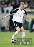 Fussball Deutschland, SCHWEINSTEIGER Einzelaktion am Ball