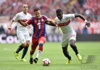 Fussball 1. Bundesliga Saison 14/15: FC Bayern Muenchen - VfB Stuttgart