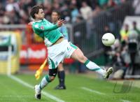 Fussball 1. Bundesliga: Bremen, BOENISCH Einzelaktion