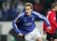 Fussball 1. Bundesliga: Schalke - Frankfurt, JUBEL LARSEN n. 1:0