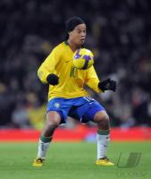 Fussball INTERNATIONAL  RONALDINHO (Brasilien)
