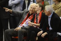 Basketball 1. Bundesliga 2012/2013:  Edmund Stoiber mit seiner Tochter Veronica Sass