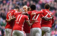 Fussball 1. Bundesliga Saison 2016/2017: FC Bayern Muenchen - Hamburger SV