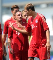 Fussball 1. Bundesliga Saison   2011/2012 :  Franck Ribery, Holger Badstuber (v. li., FC Bayern Muenchen)