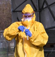 Corona Teststelle Tuebingen: Corona-Drive-In auf dem Tuebinger Festplatz