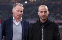 Fussball DFB Pokal 2. Runde 16/17: FC Bayern Muenchen - FC Augsburg